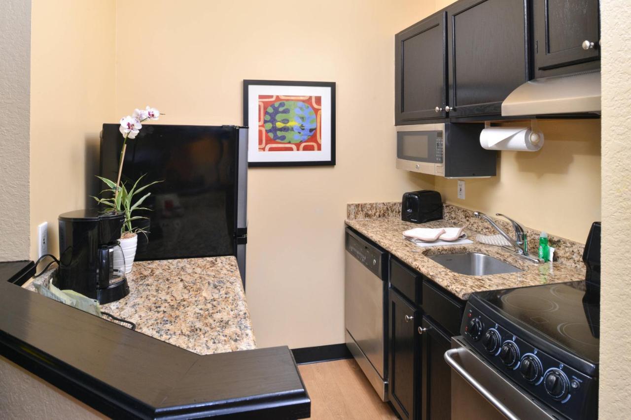 Towneplace Suites Miami West Doral Area Exterior photo